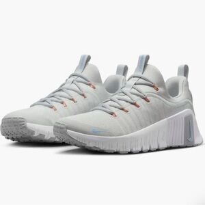 Nike Light Gray and Blue Athletic Shoes